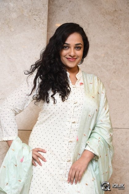 Nithya-Menen-at-100-Days-Of-Love-Movie-Audio-Launch